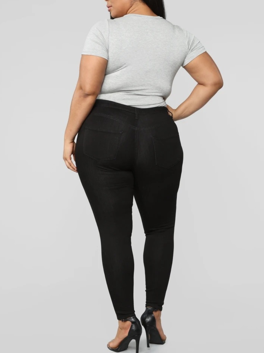 black plus size jeans