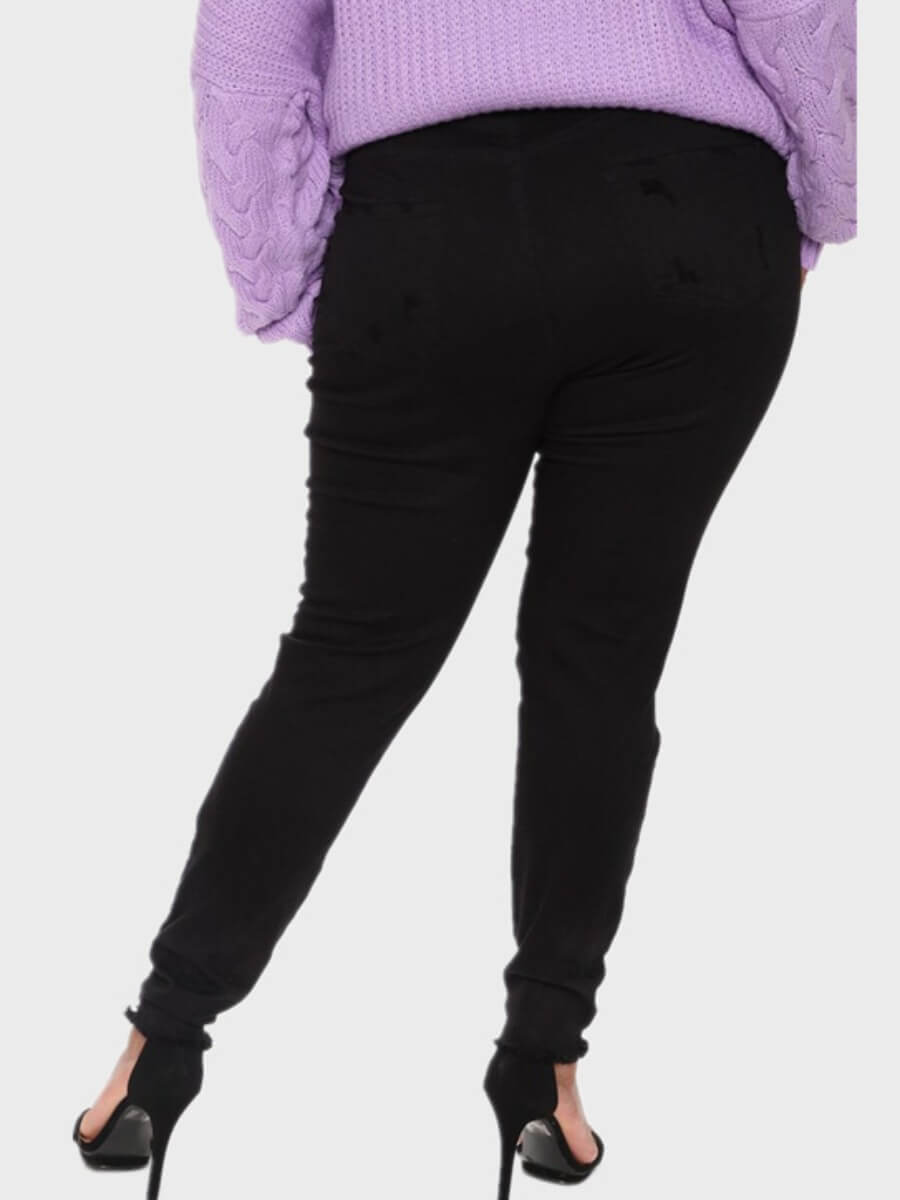 black plus size jeans