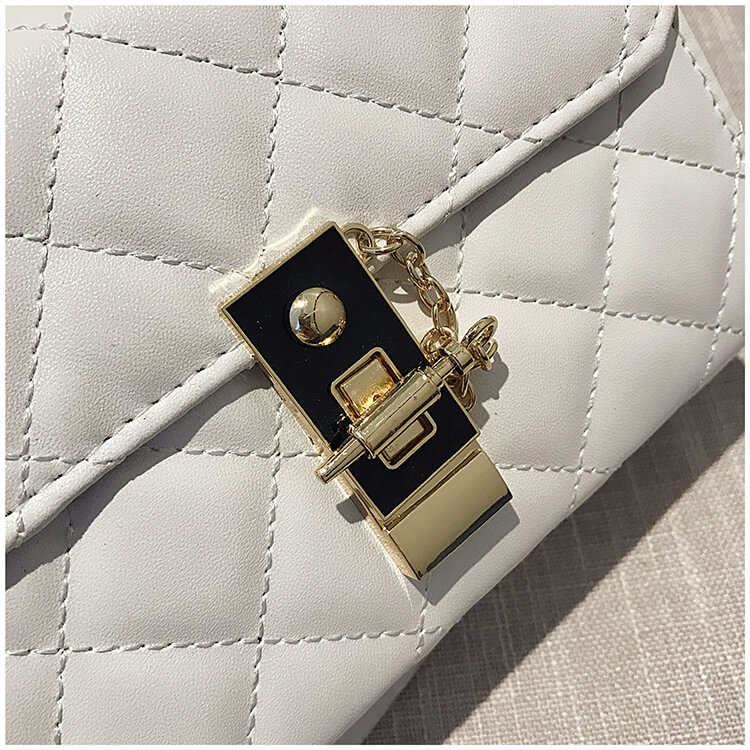 white chain strap bag